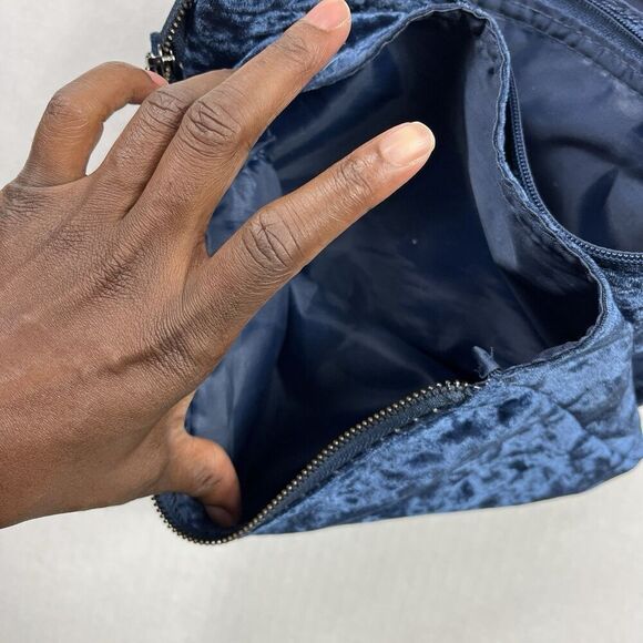 Isabella Scott Blue Velvet Clutch Cosmetic Bag 3 Zip Pockets Make-up Pouch FLAW - Picture 6 of 13